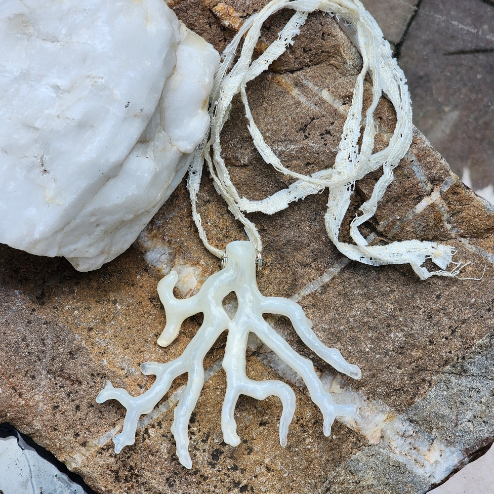 Artisan Boho Raw boyfriend Cut Choker White Coral Concept Accessory Shabby Chic - Picture 9 of 13